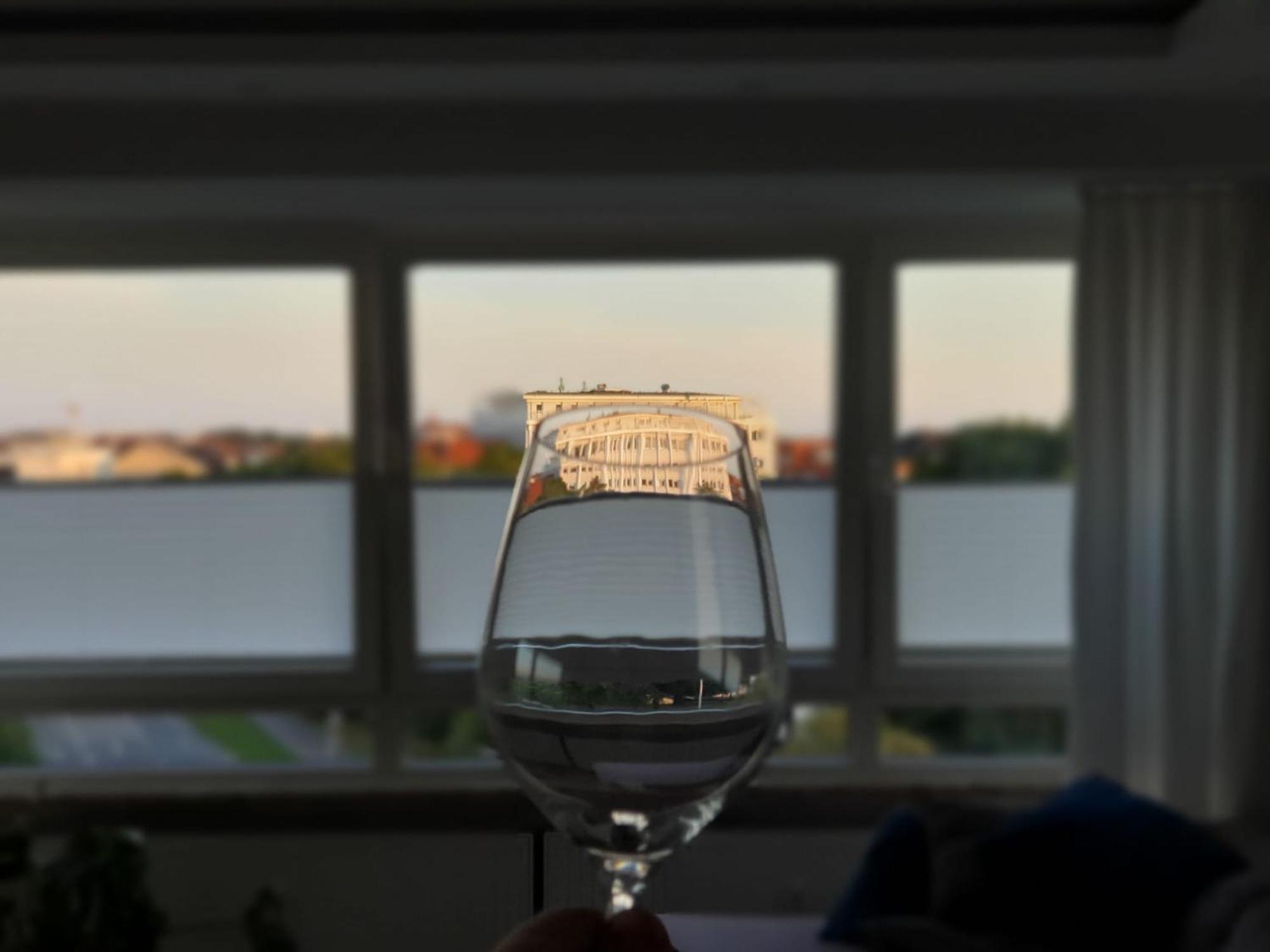 Appartamento Moebeliertes Wohnen Auf Zeit Am Yachthafen Bremerhaven Esterno foto